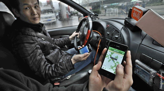 Chinese taxi apps dart past government regulations